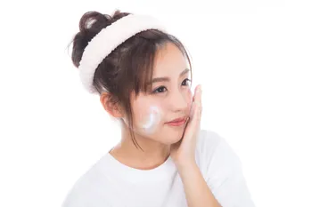 卸妝水好處有哪些？（圖片來源：pakutaso）